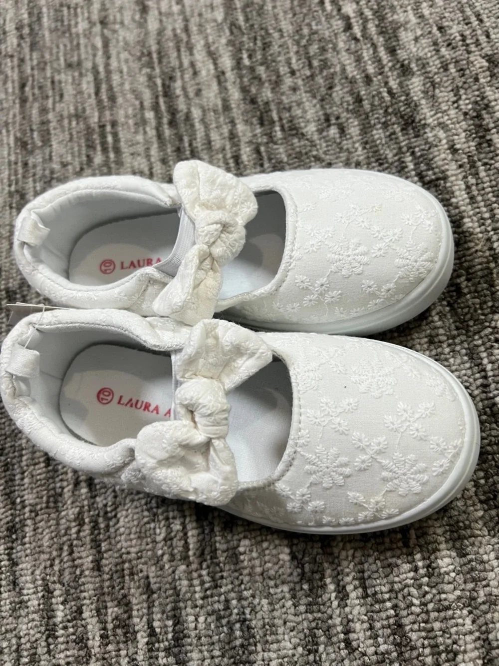 Laura Ashley MJ Style Kids Slip-On Bow Accent Sneakers Size 10 - Picture 6 of 9